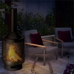 Essos Gartenofen Holzofen Ø45cm Gitterwand Stahlblech Schwarz 7 Essos Gartenofen Holzofen Ø45cm Gitterwand Stahlblech Schwarz -Einrichtungsgeschäft 10031482 yy 0003 ambient Blumfeldt Essos Gartenofen schwarz