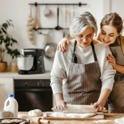 Renata Rossa Küchenmaschine 3-in-1 2000W 2,7PS 5Ltr Edelstahl BPA-frei -Einrichtungsgeschäft 10040500 yy 0002 logo